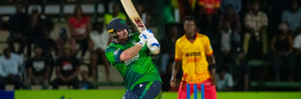 paul stirling hits a boundary