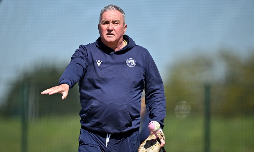 Head coach Lloyd Tennant